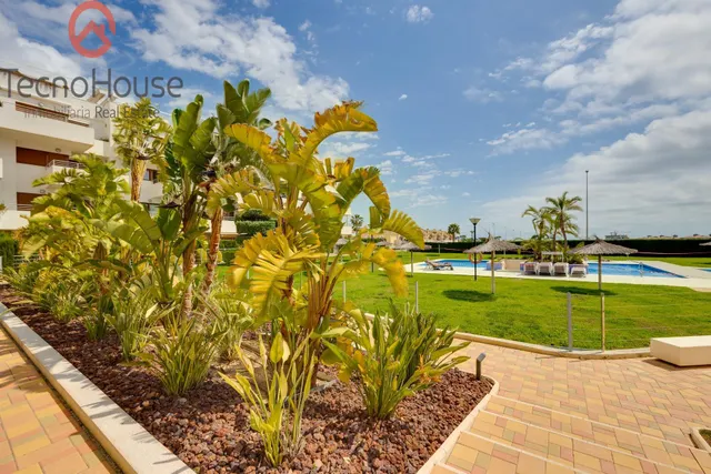 Moderno Piso en Residencial Terrazas De Campoamor con Vistas al Mar — 49