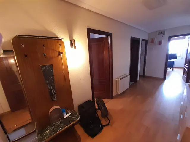 AMPLIO PISO CON TERRENO ADICIONAL EN CACABELOS.  109.000 € — 15
