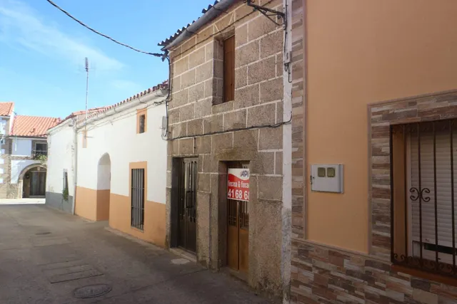 Vivienda para reformar en venta en Torre de Santa María, Cáceres — 12