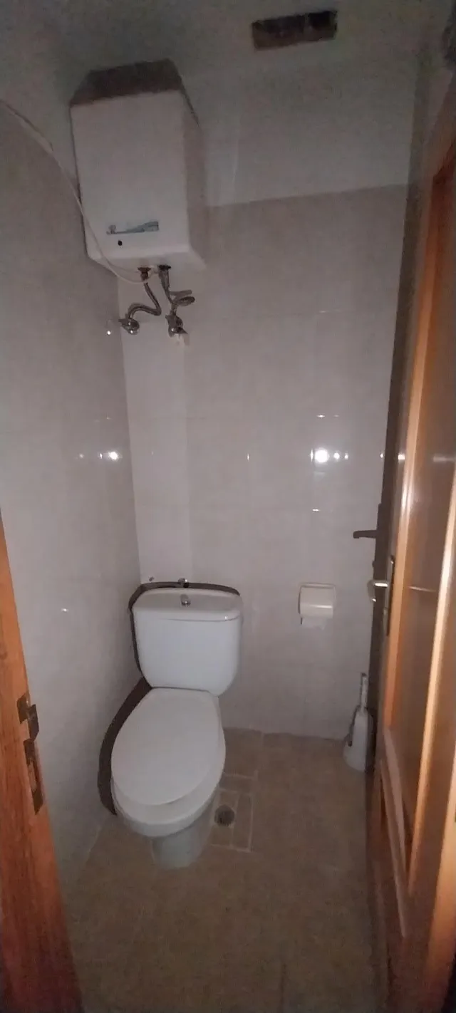 LA LAGUNA CENTRO- Tenerife – SE VENDE 2 LOCALES  de  264 M2  EN TOTAL. ideal para CAMBIO USO A VIVIENDA o para actividad de formacion o similar. — 10