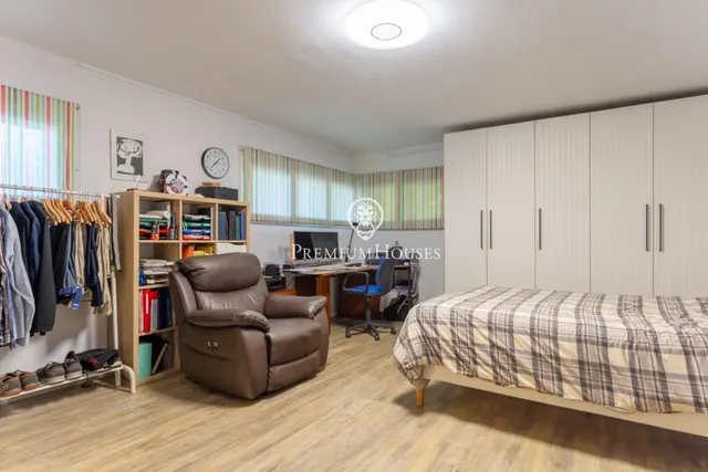 Exclusiva casa en Vallromanes. Naturaleza, privacidad y vistas panorámicas. — 21