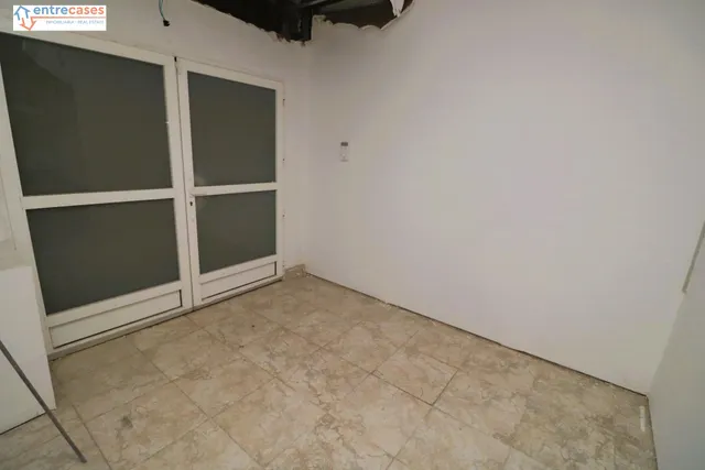 LOCAL AMPLIO EN CENTRO DE PUERTO DE SAGUNTO — 18