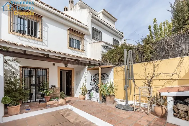 Casa única en Granada capital. — 5