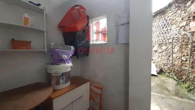 CASA CON GALPÓN, PATIO Y PEQUEÑA PARCELA CERCA DE CELANOVA — 7