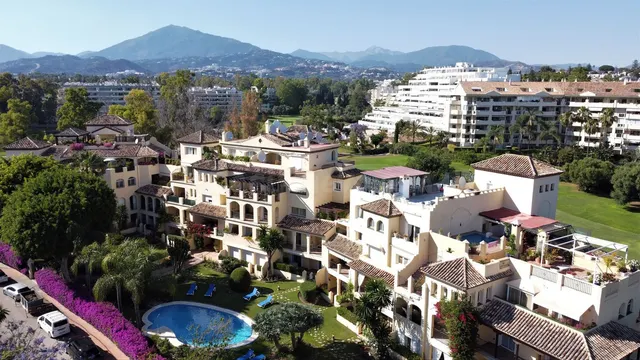 Ático 3 habitaciones 210m² en venta - Marbella