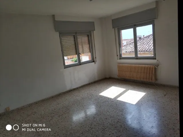 PISO EN EL CENTRO, 100 M2, 4 HAB., SALÓN, COCINA, BAÑO, ASEO, 1º SIN ASCENSOR. — 8