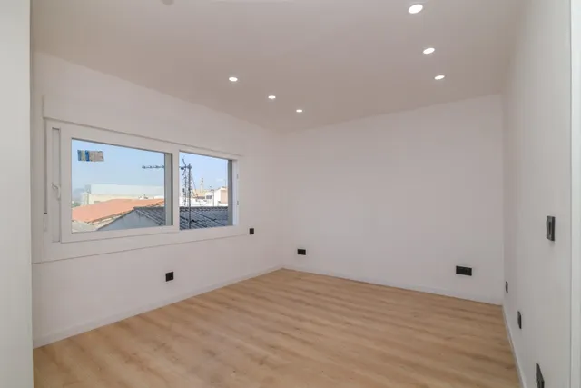 Piso de 3 habitaciones reformado al lado del Colegio Oms i de Prat. — 16