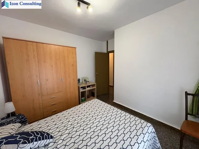 Piso 4 habitaciones 139m² en venta - Estacion — 23