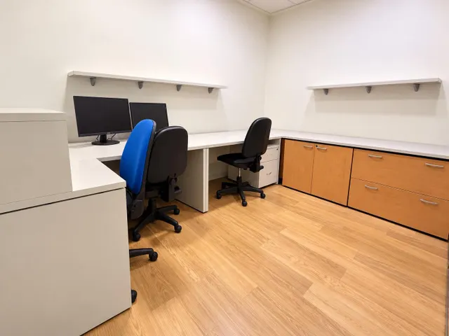 Amplio local comercial de 250 m2 acondicionado como oficinas en Avenida de Alicante, Altabix – Elche — 19