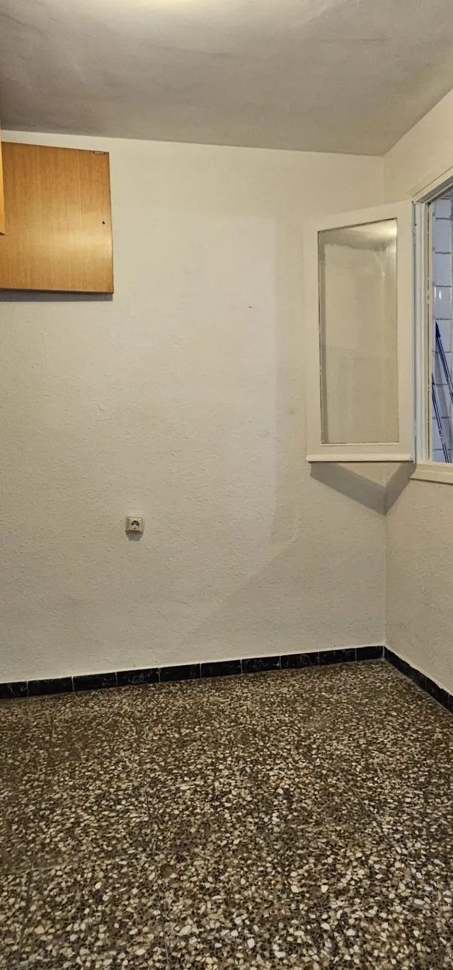 Acogedor Piso en Venta en San Blas, Alicante por €159,000 — 20