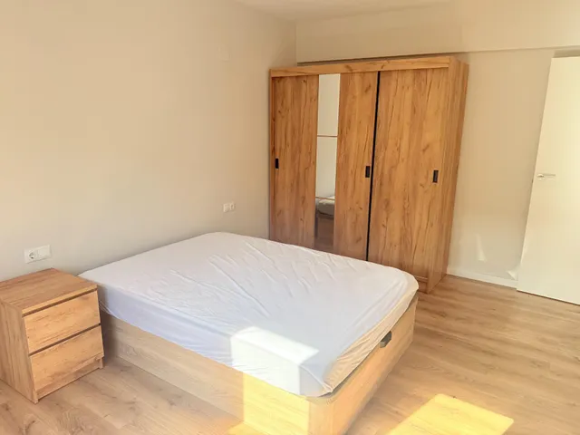 TOTALMENTE REFORMADO  A ESTRENARE, PISO EN BUENA ZONA,   EXTERIOR, MUY LUMINOSO. — 32