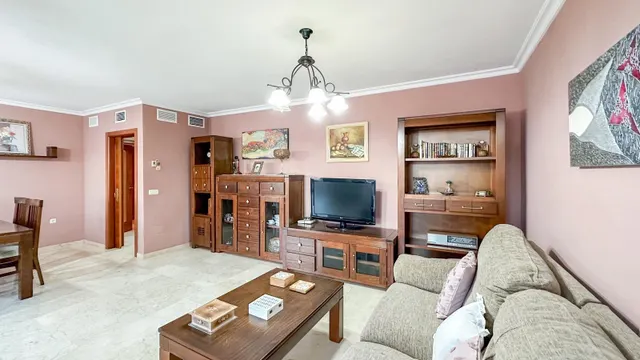 ÁTICO CON SOLÁRIUM EN AVDA. IMPERIO ARGENTINA. MÁLAGA — 6
