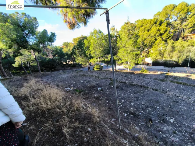 VENDEMOS SOLAR DE 600 METROS EN EL COTO — 3