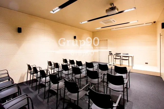 ALQUILER DE ESPACIOS DE NEGOCIO (COWORKING) — 9