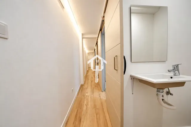 Entreplanta totalmente reformada con 2 patios en exclusiva en zona benalúa de Alicante — 22