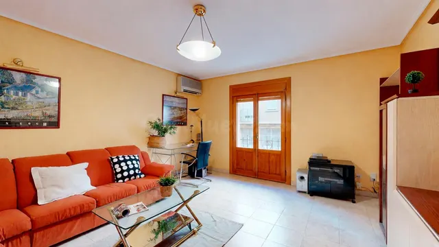 Espectacular Casa Aislada en Ruiseñores: Tu Oasis Privado en - foto 4