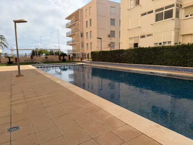 Apartamento en primera línea de playa en gandía con vistas al mar — 37