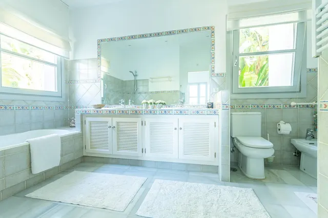 Chalet 4 habitaciones 370m² en venta - Marbella — 10