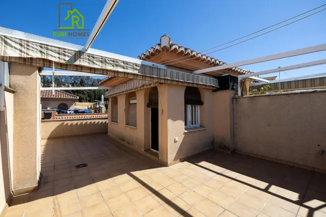 En venta casa unifamiliar en recinto cerrado en Granada capital — 49