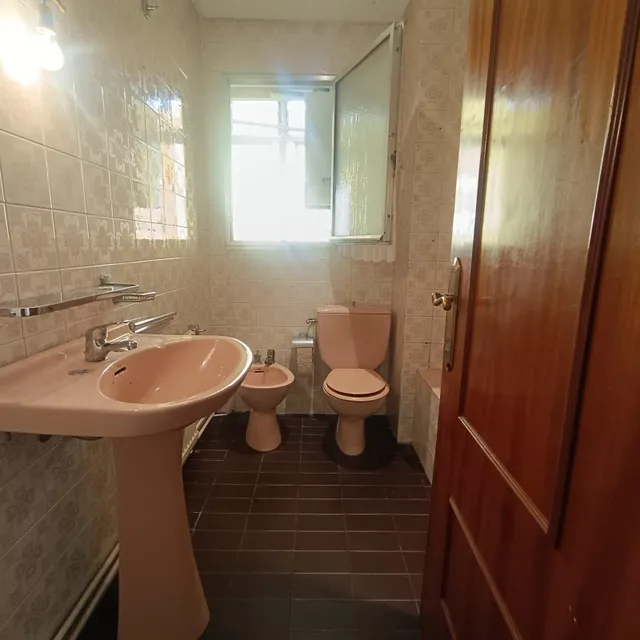 SE VENDE VIVIENDA DE CUATRO DORMITORIOS EXTERIOR!! — 28