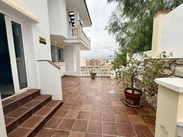 Chalet 6 habitaciones 300m² en venta - Centro — 30