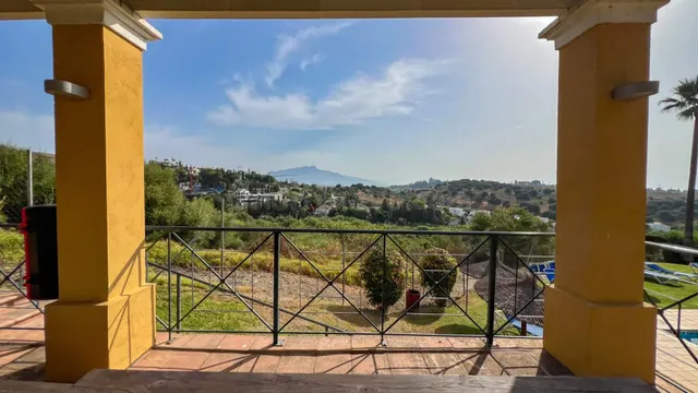 Ático dúplex de 3 dormitorios en Bel Air, Estepona — 35
