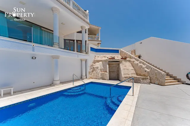 VILLA DE LUJO EN COSTA ADEJE - LA CALETA — 42