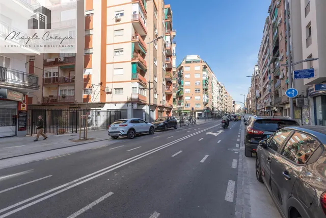 Piso en venta en calle arabial – Granada | — 34