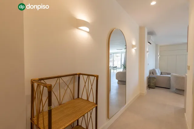 ¡exclusivo apartamento en primera linea de playa con reforma integral de alta gama! — 29