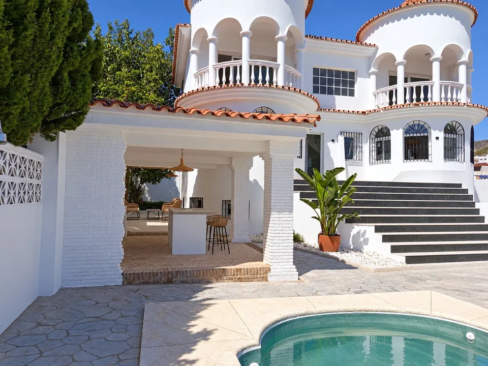 Villa 5 habitaciones 293m² en venta - Arroyo de la Miel