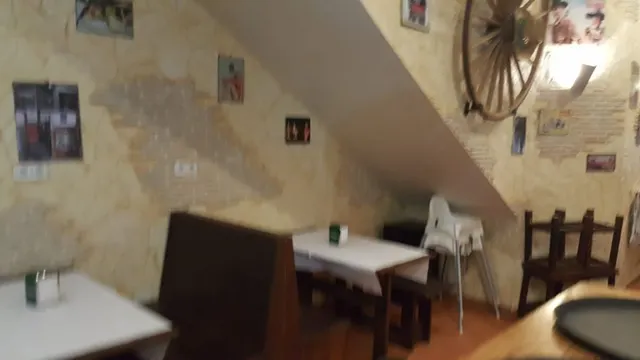 SE ALQUILA NEGOCIO — 4