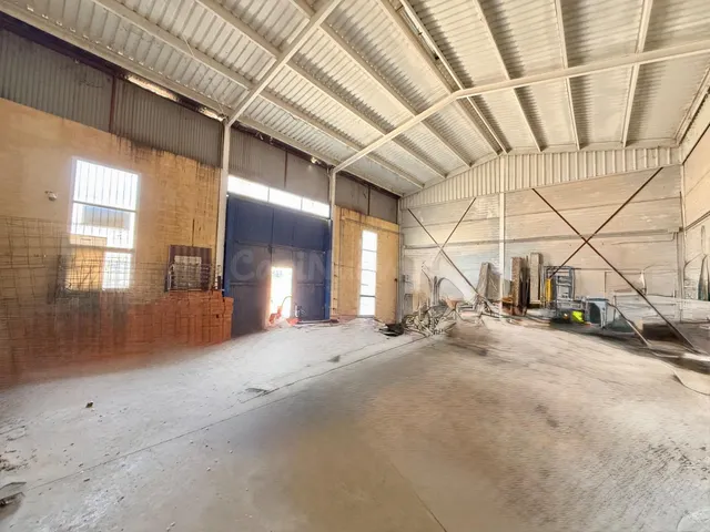Nave industrial 180m² en venta - Dos Hermanas - foto 3