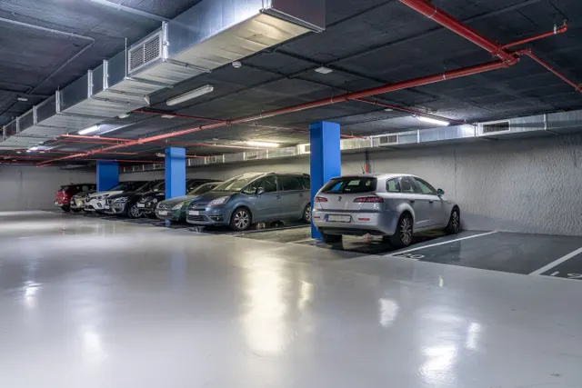 Parking en alquiler - Eixample — 16
