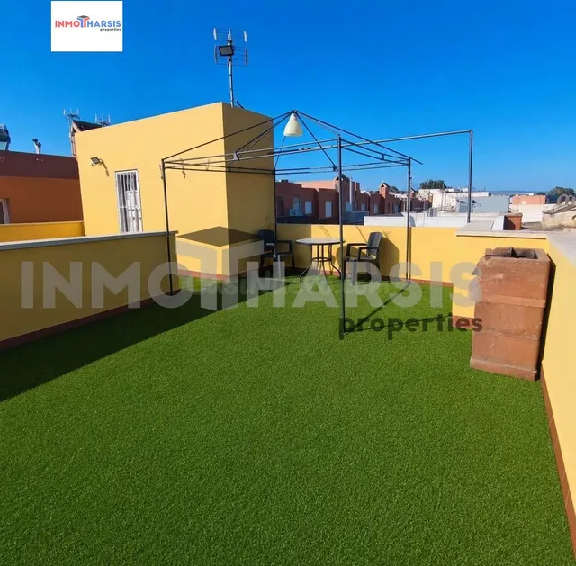 Casa dúplex con dos viviendas, gran terraza y posibilidad de - foto 3