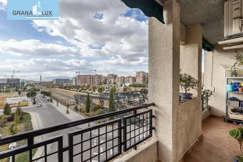 PISO REFORMADO JUNTO A ESTADIO DE LA JUVENTUD