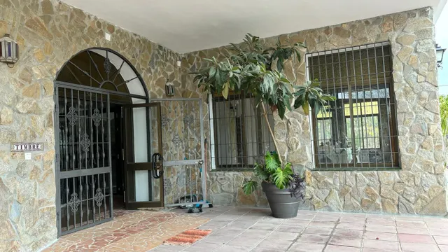 Oportunidad!!! Edificio Hotel en venta!!!! — 4