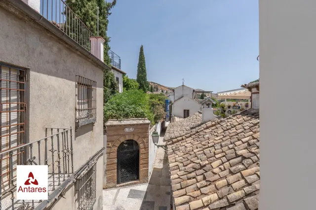 Espectacular casa con vistas directas a la Alhambra y Licencia Turística Activa en el Albaicín — 41