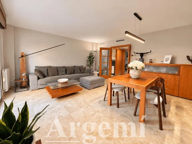 Casa adosada en venta en Montcada i Reixac — 6