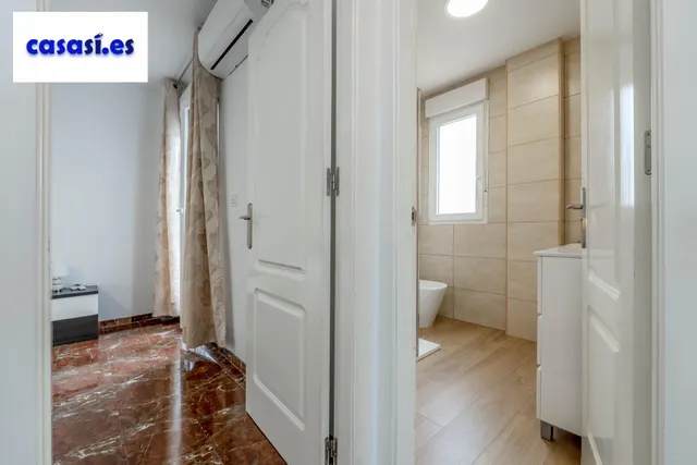 Encantadora Casa Reformada en Ogijares con Vistas y Espacios para Disfrutar — 30