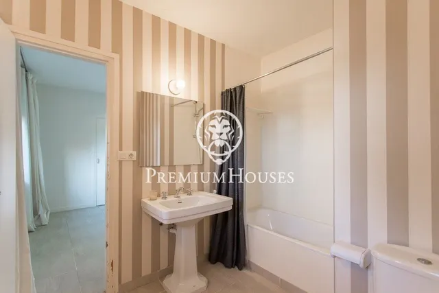 Casa en venta con piscina en Sant Andreu de Llavaneres — 41
