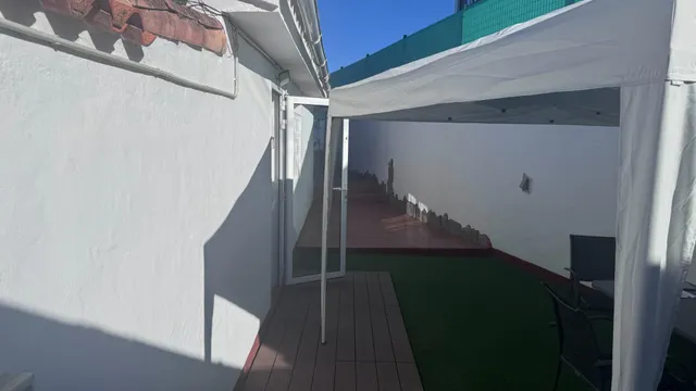 Encantadora Vivienda con Terraza y Vistas Espectaculares - foto 2