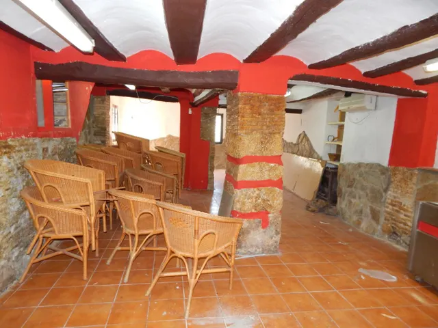 CASA UNICA EN EL CENTRO DE ONTINYENT — 40