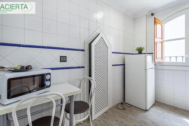 PISO CON LICENCIA TURISTICA EN CALLE NAVAS — 7