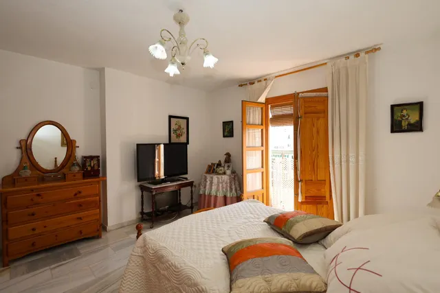 Chalet independiente con piscina en Híjar, Las Gabias — 23