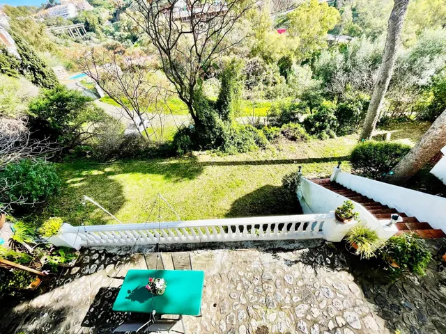 Casa de dos dormtorios con vistas al mar ya la montaña en Be - foto 4