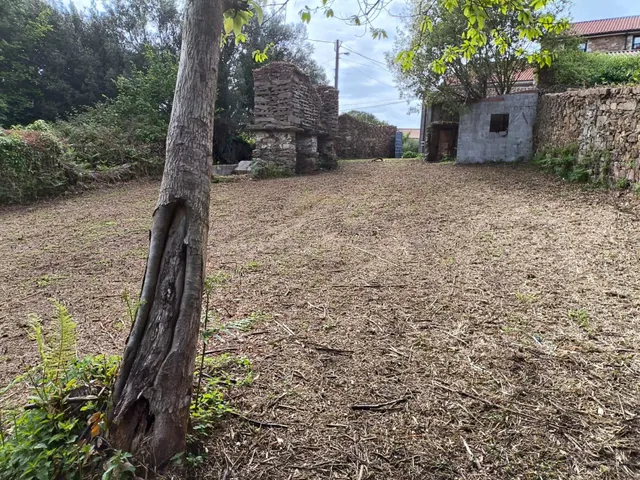 Casa para restaurar en Ardeleiro (Cerqueda) - foto 3