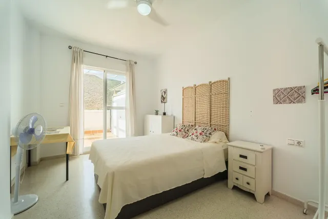 Estupendo piso en venta ubicado en Castell de Ferro — 19