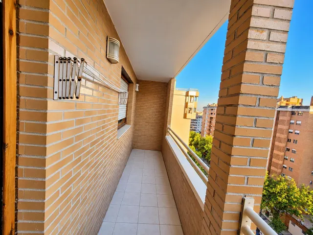 Espectacular dúplex tipo tríplex con solárium privado y vistas en actur — 27
