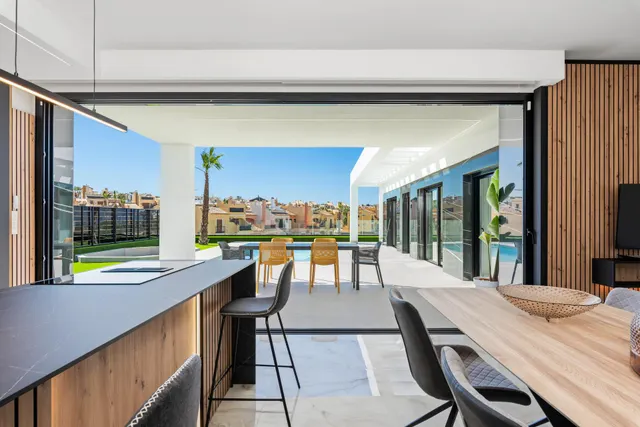 Villa 3 habitaciones 168m² en venta - Comunidad valenciana — 43