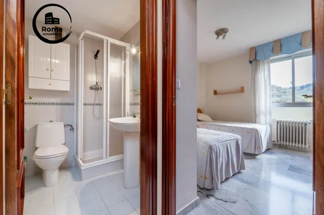 PISO DE 3 DORMITORIOS 2 BAÑOS CON PISCINA, GARAJE Y TERRAZA CON VISTAS DESPEJADAS EN PARQUE NUEVA GRANADA — 40